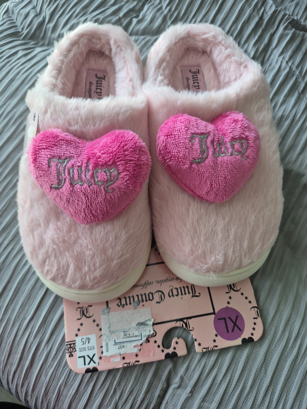 Juicy Couture Plush Pink Heart Slippers Shoe Size 4/5